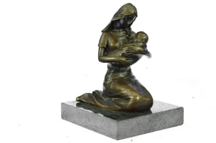 Breast Feeding Mother Bronze Statue