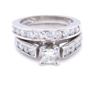 Powerful Platinum Princess Cut Diamond Wedding Set