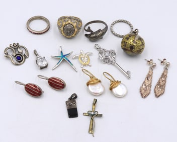 Group lot of vintage 925 sterling silver miscellaneous jewelry