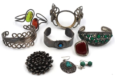 Group of vintage 925 sterling silver mixed jewelry