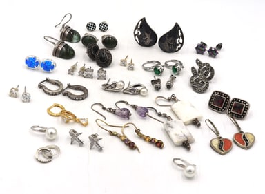 Group lot of Vintage 925 sterling silver earrings