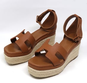 Italian calfskin wedged rope heel