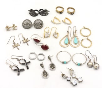 Group Lot of Vintage 925 sterling silver earrings