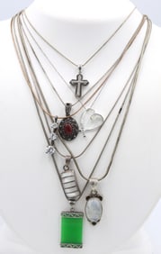 Group lot of 7 Vintage 925 sterling silver necklaces