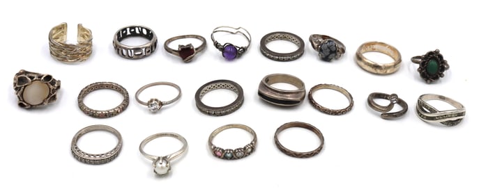 Group lot of Vintage 925 sterling silver rings