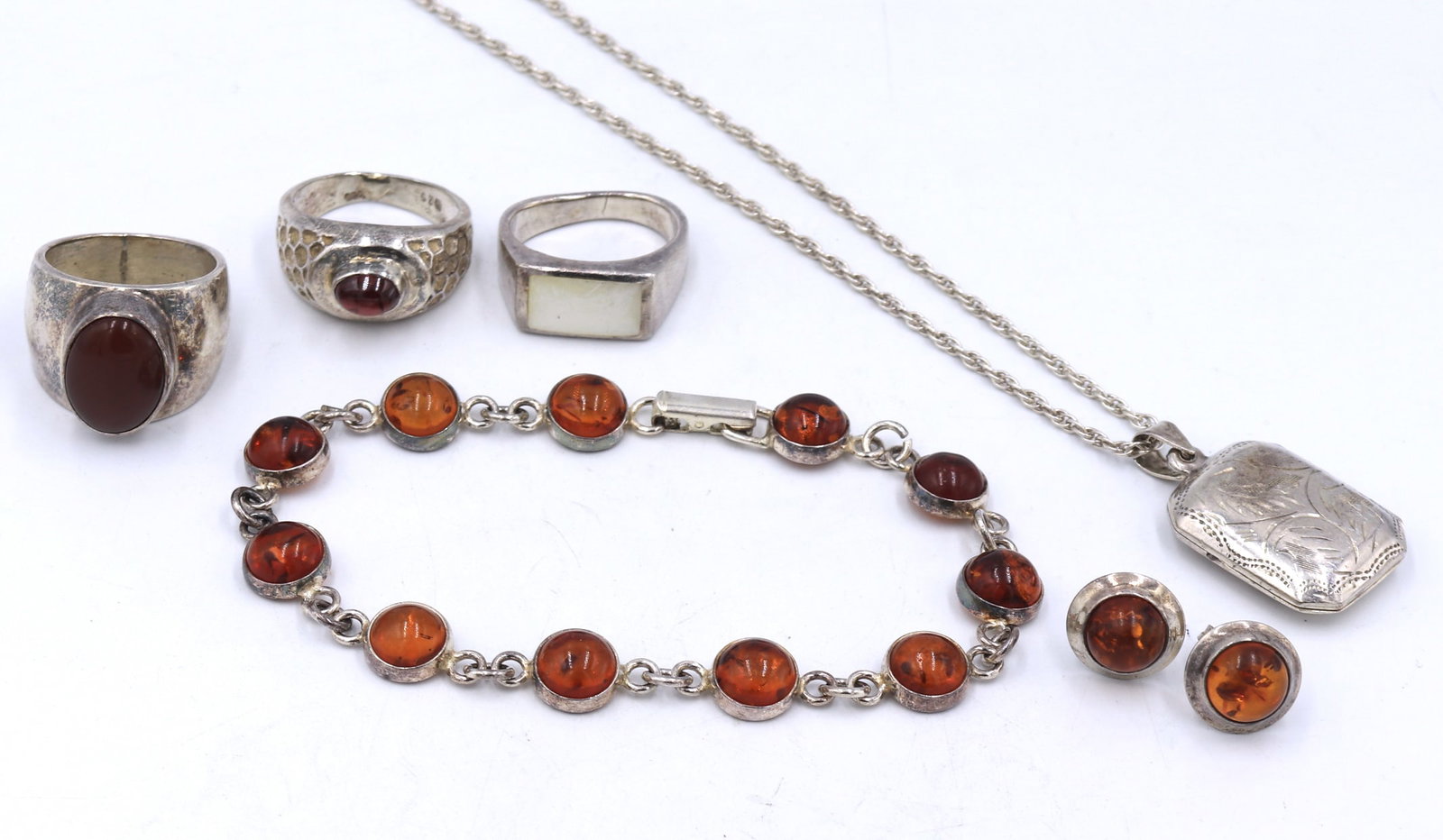 Group lot of Vintage 925 sterling silver mixed jewelry (1 of 9)