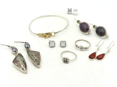 Group lot of Vintage 925 sterling silver miscellaneous jewelry