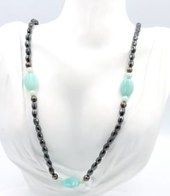 Hematite and beads long necklace
