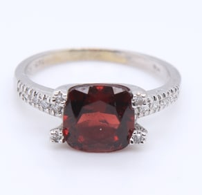Charming White Gold Garnet and Diamond Ring