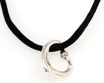 Tiffany & Co Elsa Peretti open heart diamond pendant