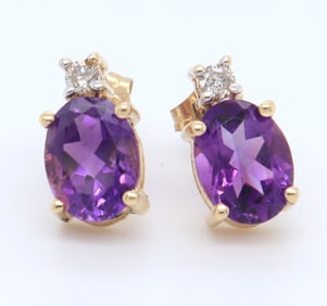 14kt Yellow gold oval amethyst and diamond earrings