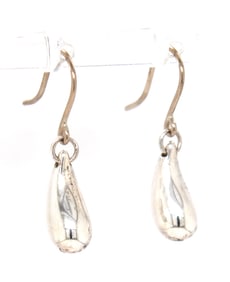 Tiffany & Co Elsa peretti tear drop earrings