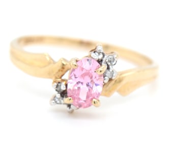 10kt Yellow gold pink topaz ring