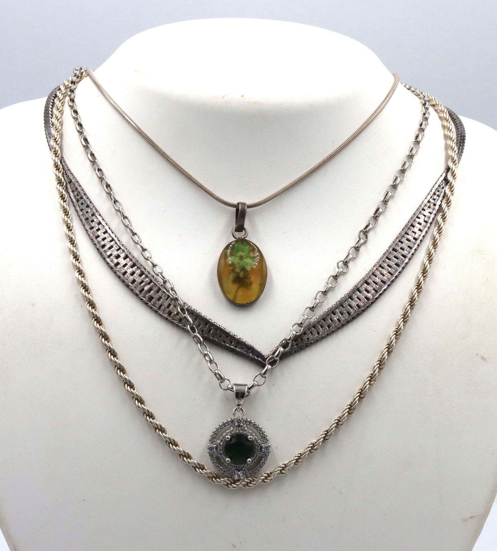 Group lot of 4 vintage 925 sterling silver necklaces (1 of 7)