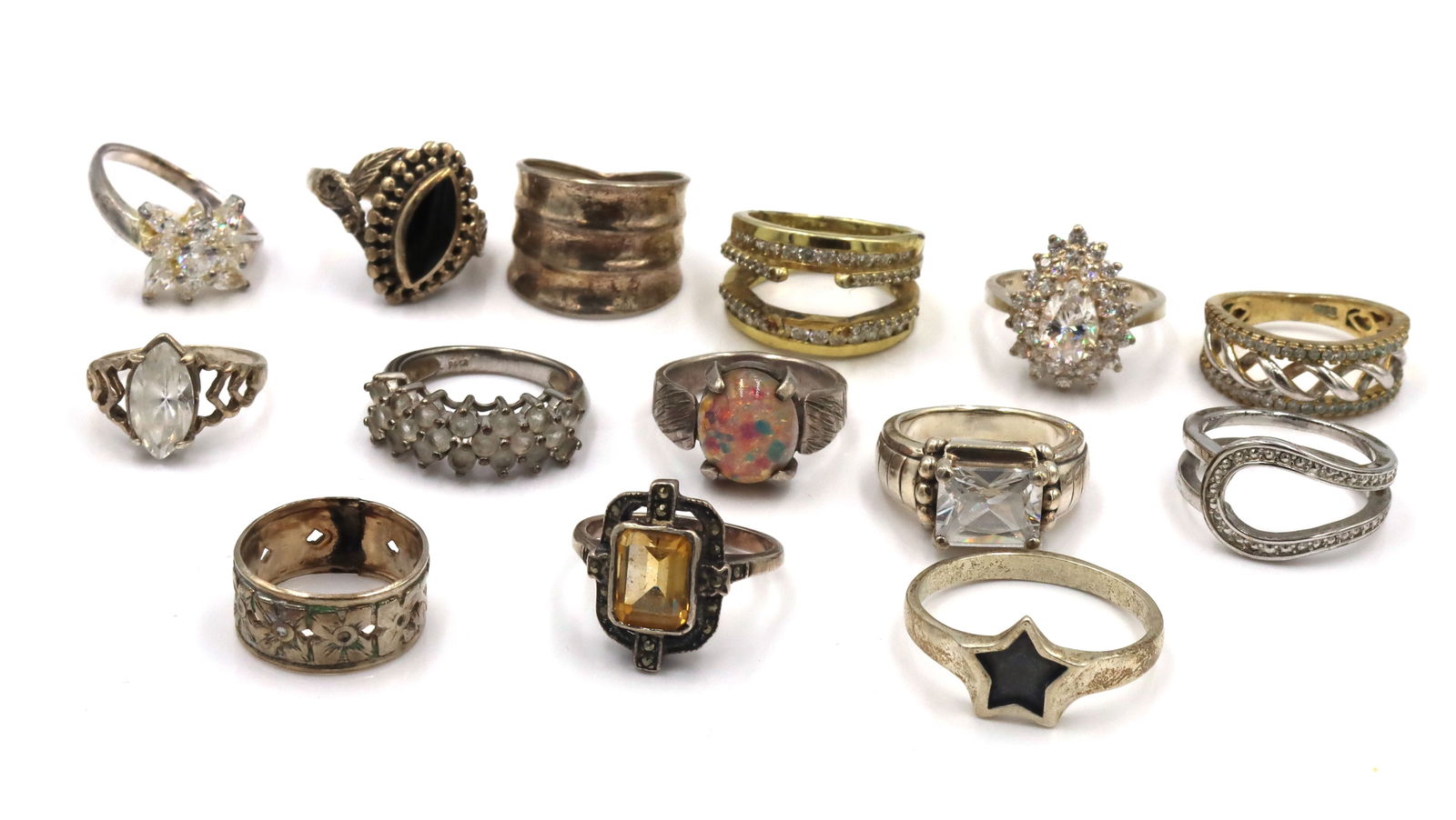 Group lot of Vintage 925 sterling silver rings (1 of 9)