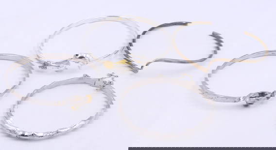 Group lot of vintage 925 sterling silver bangles: Group lot of vintage 925 sterling silver bangles. Total weight of lot 35.4 grams.