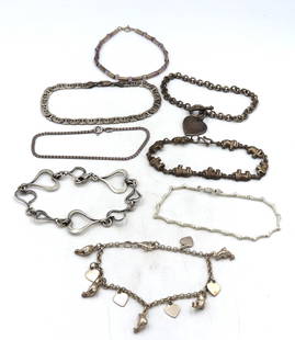 Group lot of 8 Vintage 925 sterling silver bracelets: Group lot of 8 Vintage 925 sterling silver bracelets. Total weight of lot is 69.4 grams.