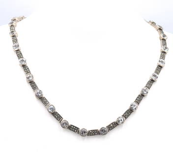 Vintage 925 sterling silver signed crystal link necklace: Vintage 925 sterling silver signed crystal link 17 inches necklace. Total weight of necklace is 41.9 grams.
