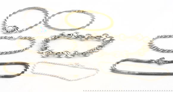 Group lot of 5 Vintage 925 sterling silver bracelets: Group lot of 5 Vintage 925 sterling silver bracelets. Total weight of lot is 56 grams.