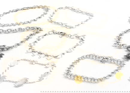 Group lot of Vintage 925 sterling silver bracelets: Group lot of Vintage 925 sterling silver bracelets. Total weight of lot is 55 grams.