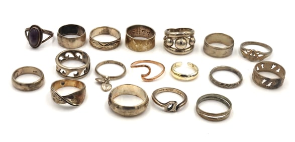 Group lot of Vintage 925 sterling silver rings