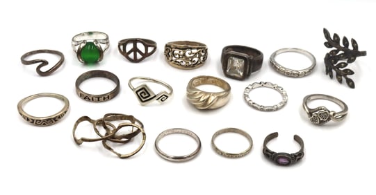 Group lot of Vintage 925 sterling silver rings