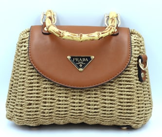 Beach bag with hobo handle