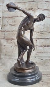 Discobolus Famous Greek Sculpture