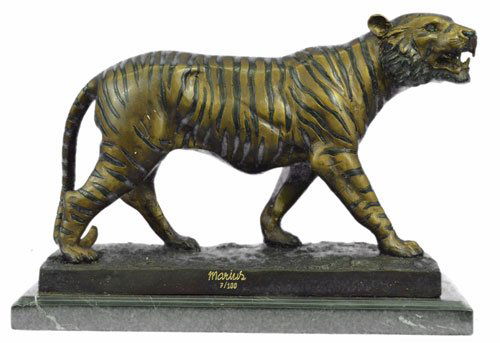 Jaguar Bronze Statue animal edition (1 of 7)