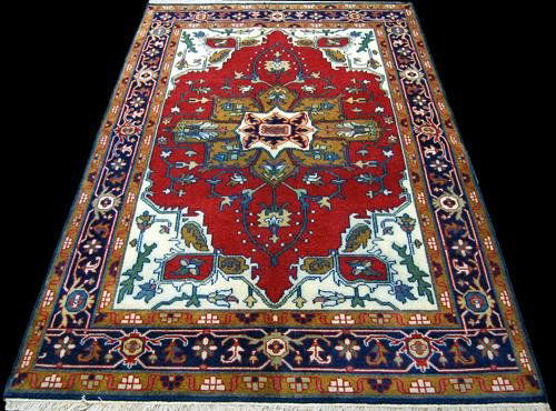 eye catching beautiful heriz design rug (1 of 5)