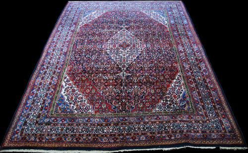 mesmerizing immensely detailed authentic persian senneh (1 of 5)