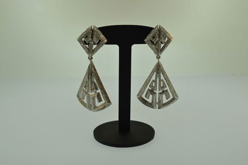 Vintage Crown Trifari Silvertone Dangle Clip On (1 of 4)