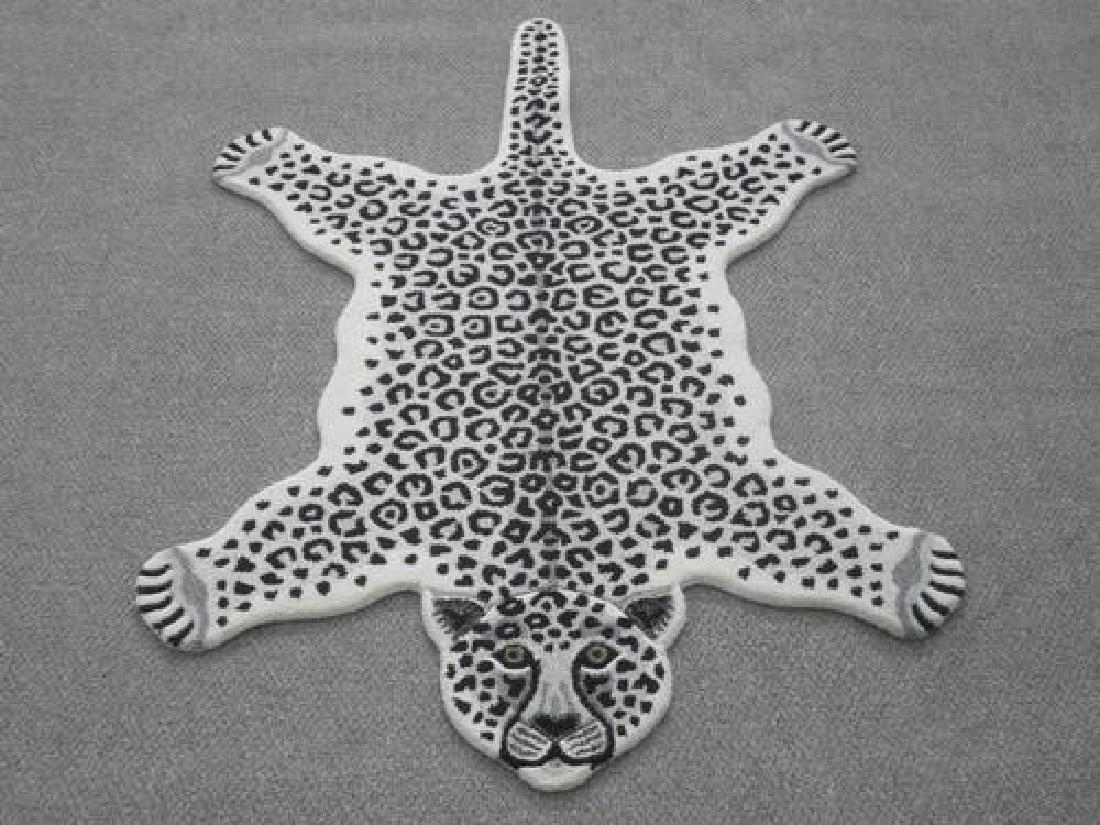Modern Stylish Hand-Tufted Leopard Skin Shape Wool Rug (1 of 4)