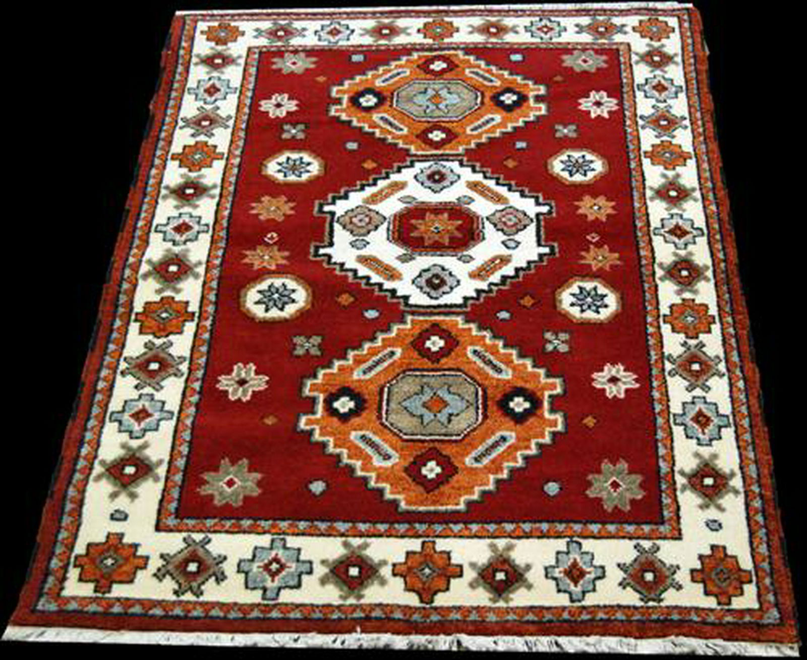 Beautiful Hand Woven Wool Nepalese Rug 4x5.8 (1 of 4)
