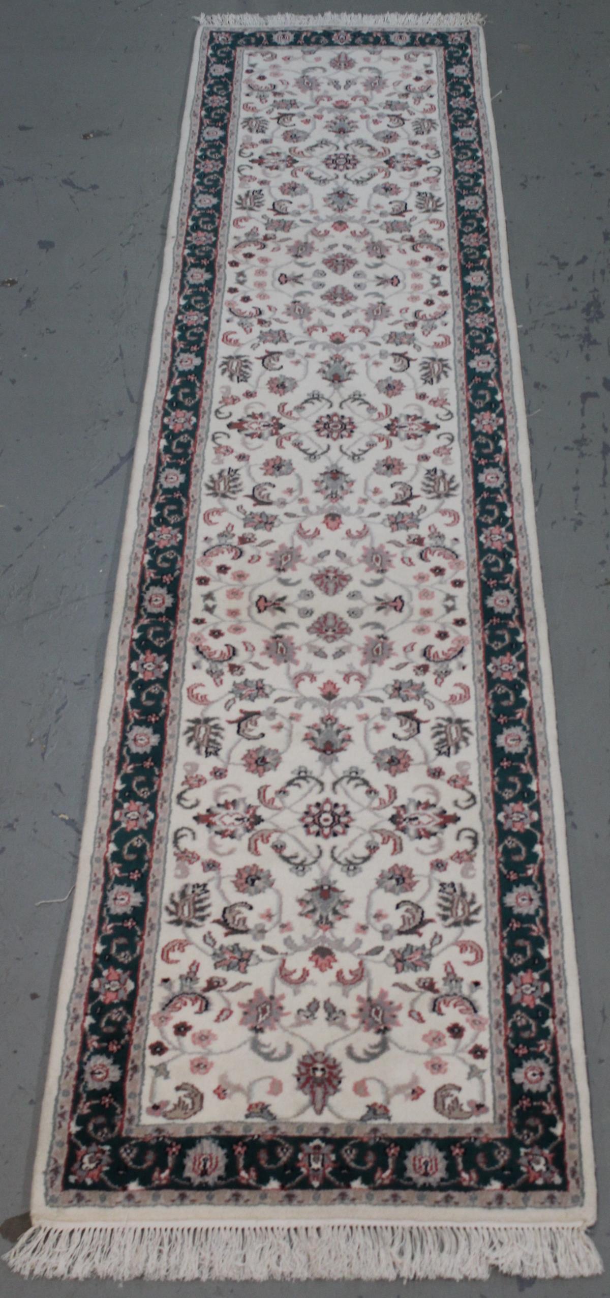 Handmade Indo Kashan Design Runner 2.8x12.1 (1 of 7)