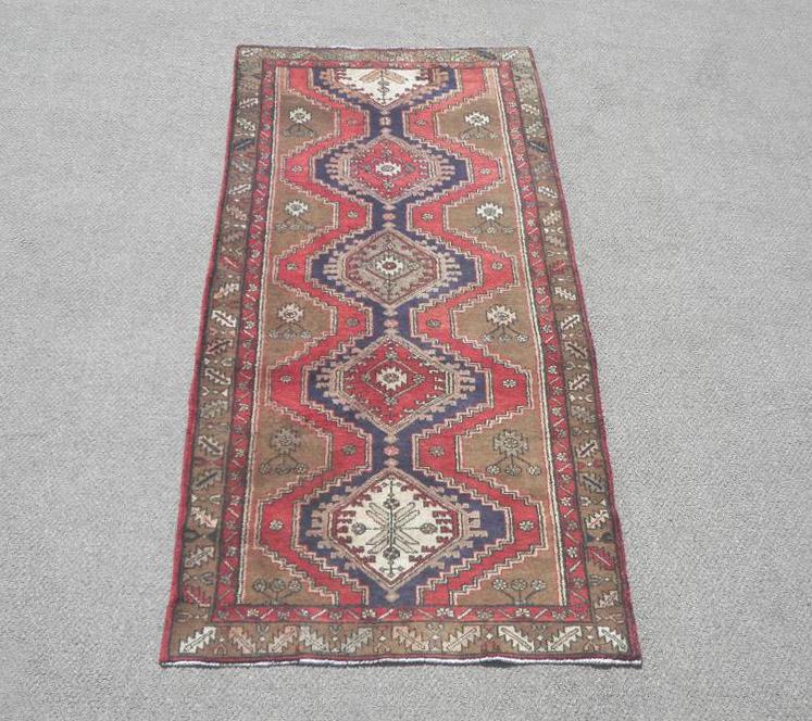 Semi Antique Persian Bakhtiari 7.6x3.2: Handmade semi antique Persian Bakhtiari rug. Size 7.6x3.2 feet, made of fine quality baby lamb's wool pile on cotton foundation, all natural vegetable dye, the lovely rug incorporates strong cultural