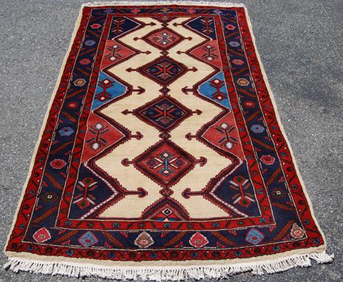 HAND WOVEN UNIQUE DESIGN PERSIAN KOLIYAEE RUG (1 of 5)