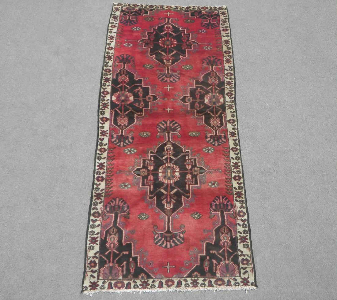 Semi Antique Persian Lilian 8.10x3.7 (1 of 4)