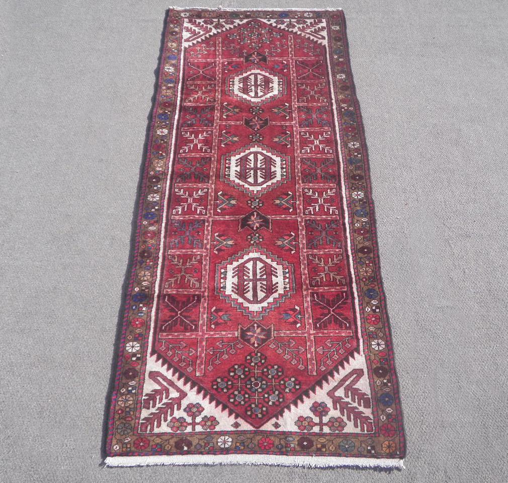 Semi Antique Persian Tafresh 9.3x3.8: Handmade semi antique Persian Tafresh runner. Size 9.3x3.8 ft, made of fine quality baby lamb's wool pile on cotton foundation, all natural vegetable dye, the appealing runner-style rug features a sty