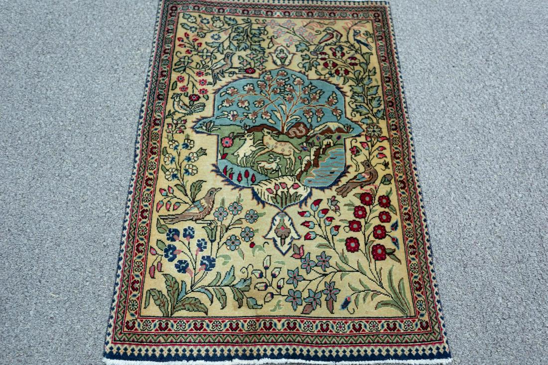 Gorgeous Hunting/Floral Tabriz 2.10x1.11 (1 of 5)