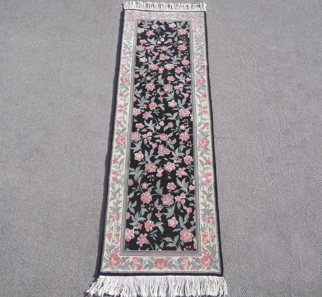 Handmade Floral Design Runner 2.6x8.0 (1 of 5)