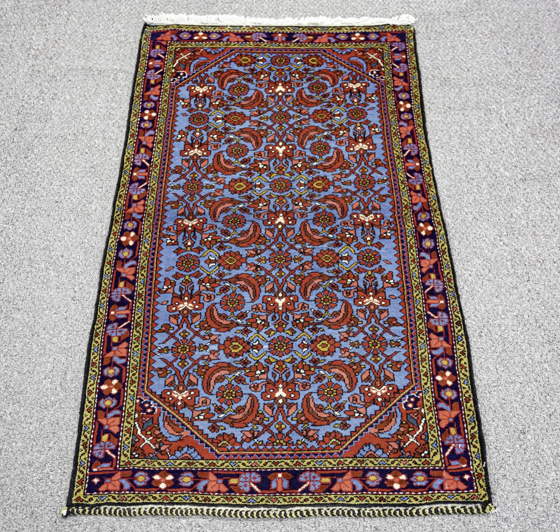 Handmade Persian Tafresh 2.5x4.10: Handmade Persian Tafresh Rug. Size 2.5x4.10 ft., made of high quality wool pile on cotton foundation, incorporating Tafresh design/pattern and finished off beautifully with an intricately done floral 