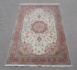 Stunning Wool/Silk Persian Tabriz 6.6x10.2