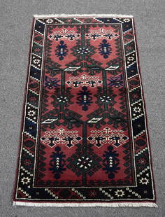 Handmade Turkish 2.6x4.1: Handmade Turkish Rug. Size 2.6x4.1 ft., made of quality wool pile on cotton foundation, finished off beautifully with a floral borders. Hand woven in Turkey.