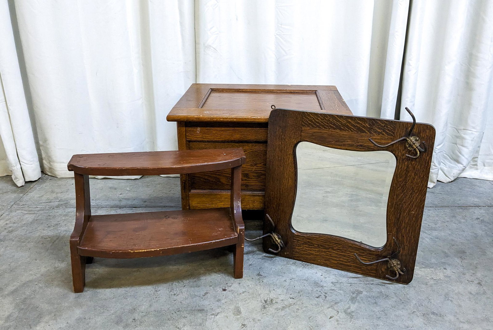 Wooden Portable Chamber Toilet, Mirror with Hooks, and Step Ladder: Wooden Portable Chamber Toilet, Mirror with Hooks, and Step Ladder Literature Brooks Auction is not responsible for outbids. Questions? Call the office at (856) 694-2960 or email us directly at info@