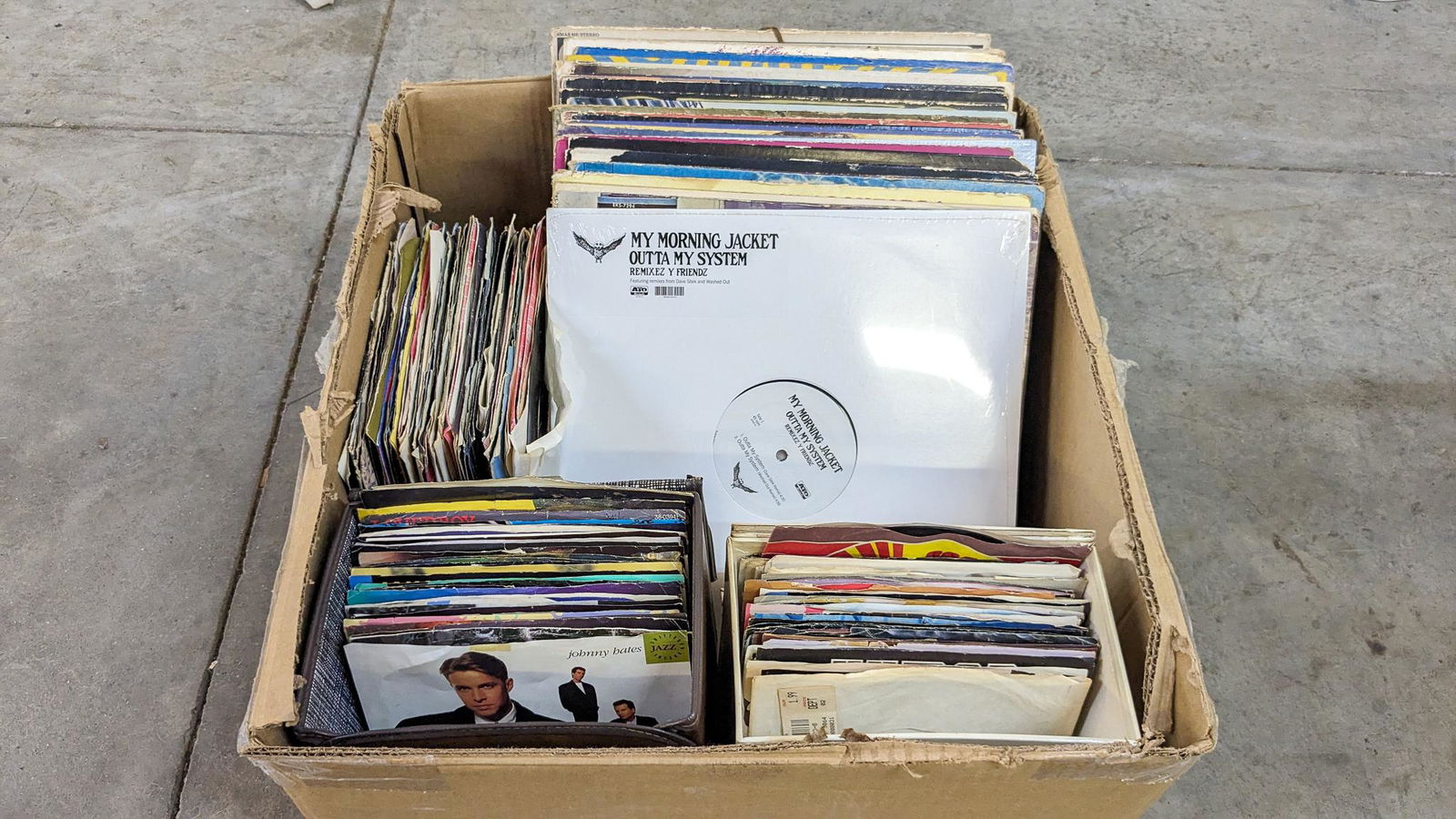 Lot Of Vinyl Records Auction