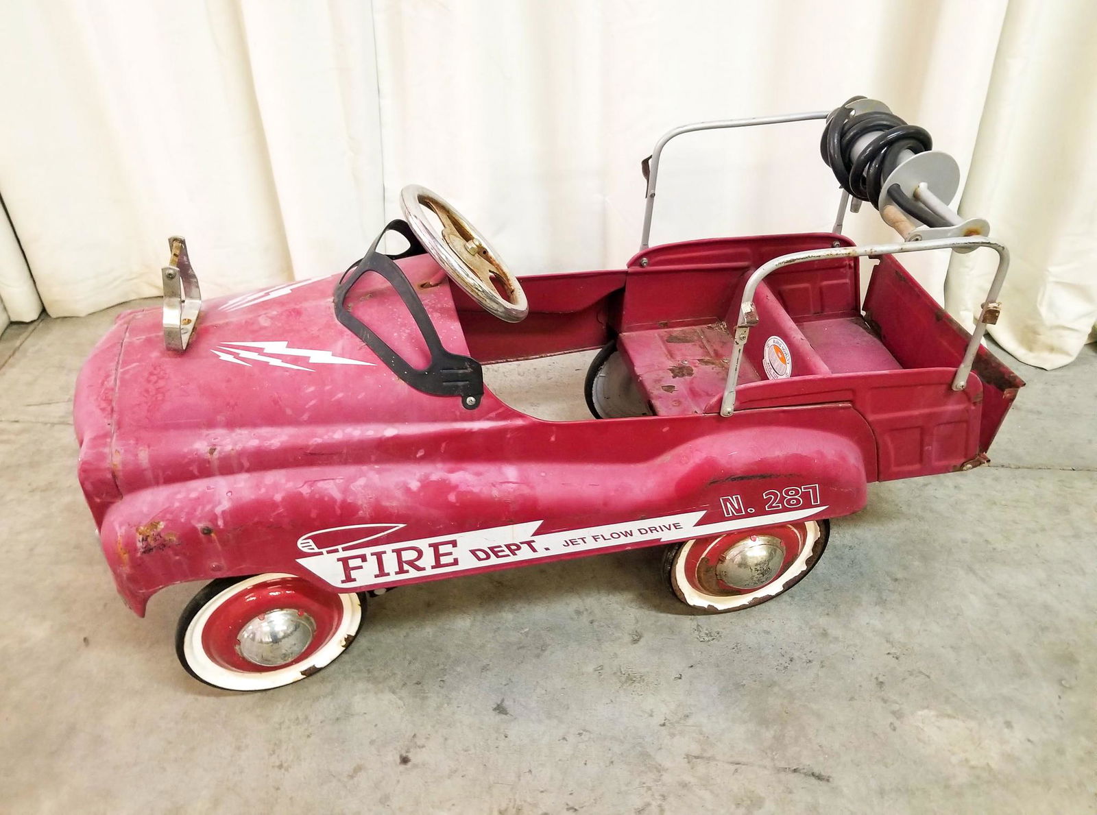 Fire Dept. Jet Flow Drive No. 287 Vintage Pedal Car Auction