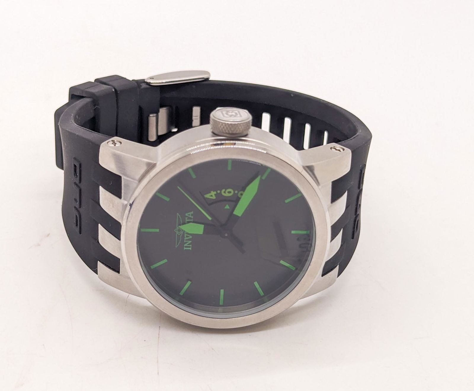 Invicta DNA Urban Men's Watch: Invicta DNA Urban Men's Watch, model 10403, with Swiss Quartz movement, black Literature Brooks Auction is not responsible for outbids. Questions? Call the office at (856) 694-2960 or email us direct