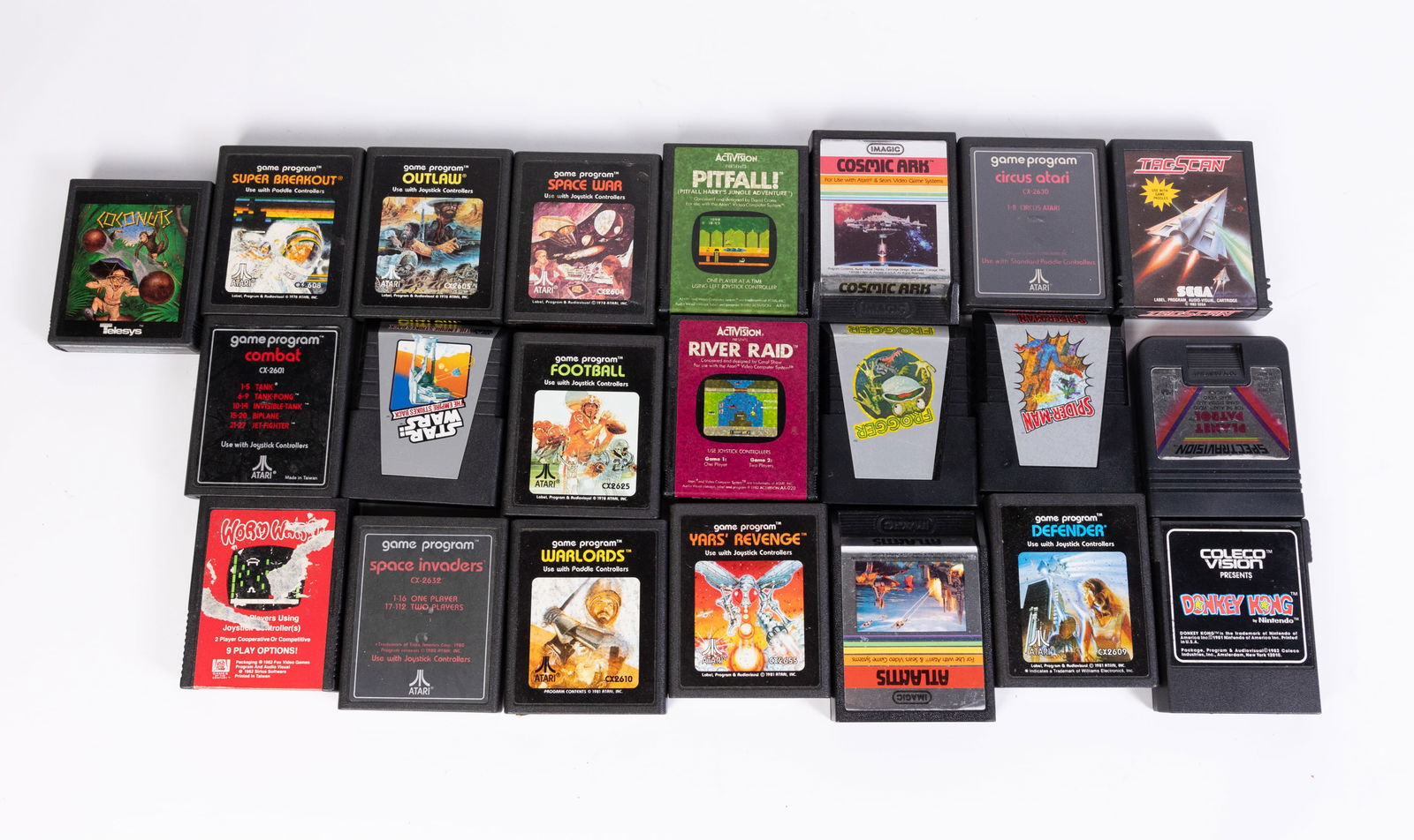 Assorted Vintage Video Game Cartridges (1 of 2)