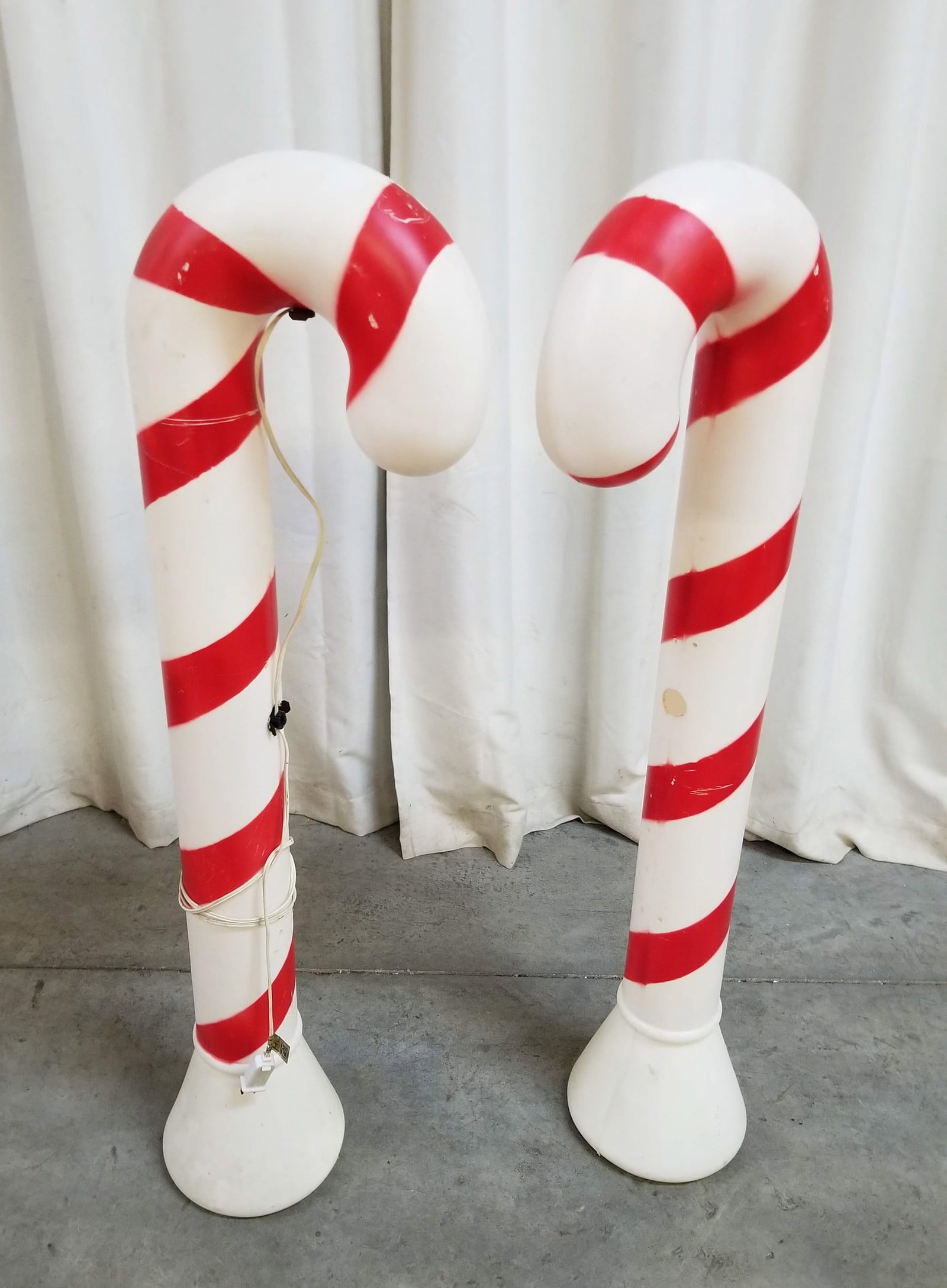 Pair of Vintage Candy Cane Blow Mold Outdoor Christmas Decorations (1 of 3)